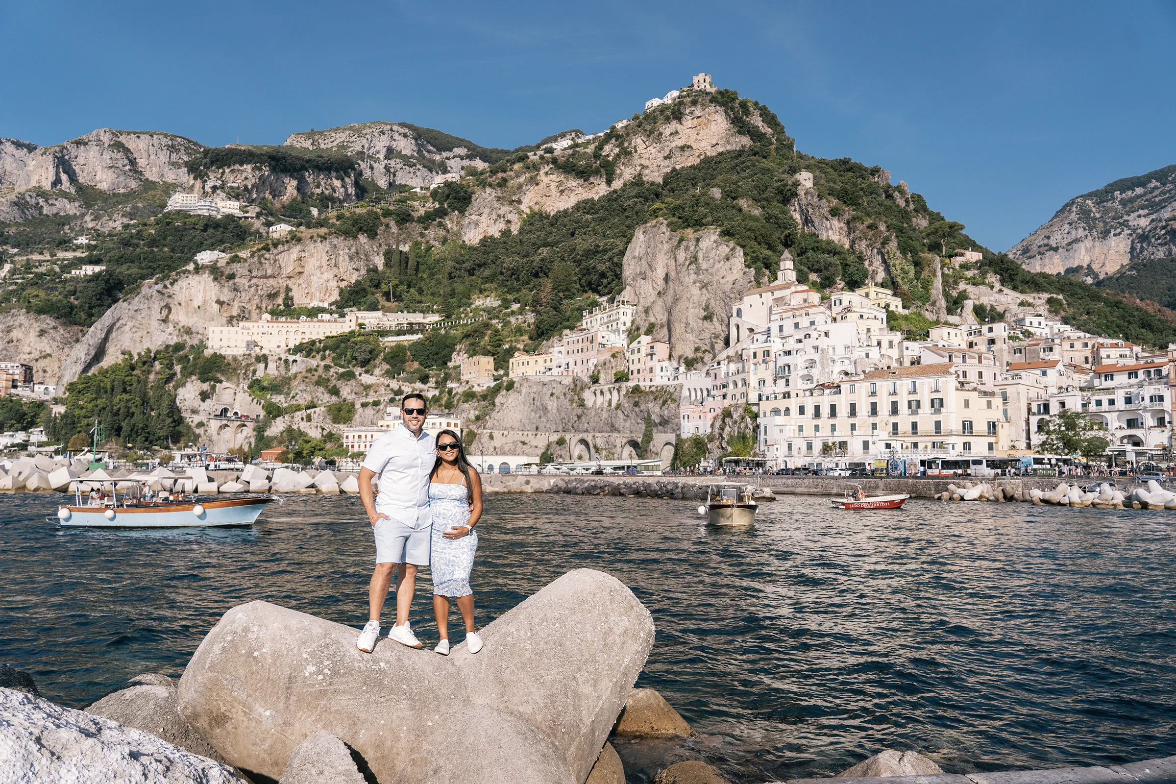 Couple photoshoot in Amalfi with Amalfi Coast sea view