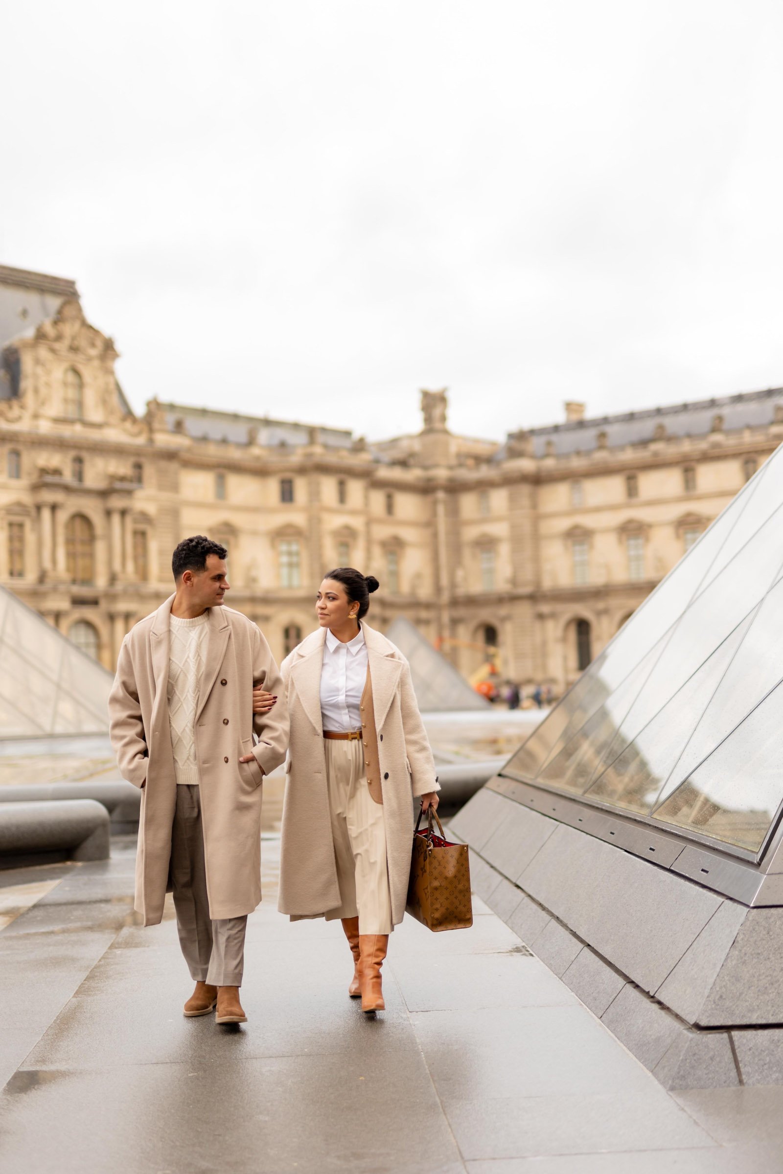 Paris Couple Photoshoot in Paris by TravelPhotoMatch