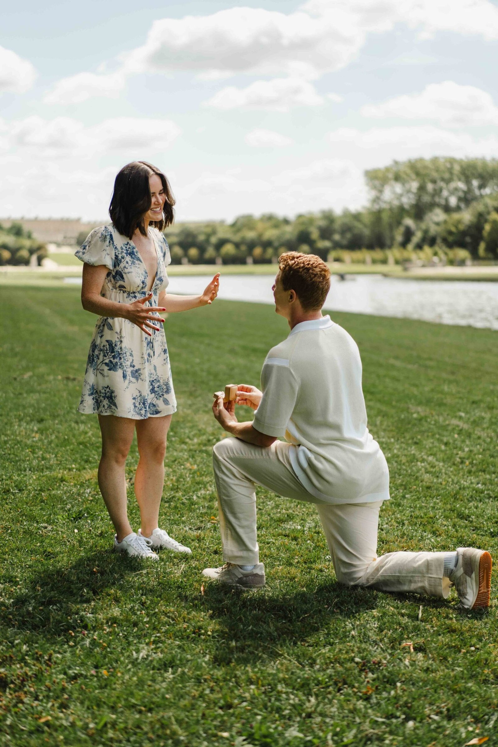 Paris Proposal Photographer in Paris by TravelPhotoMatch