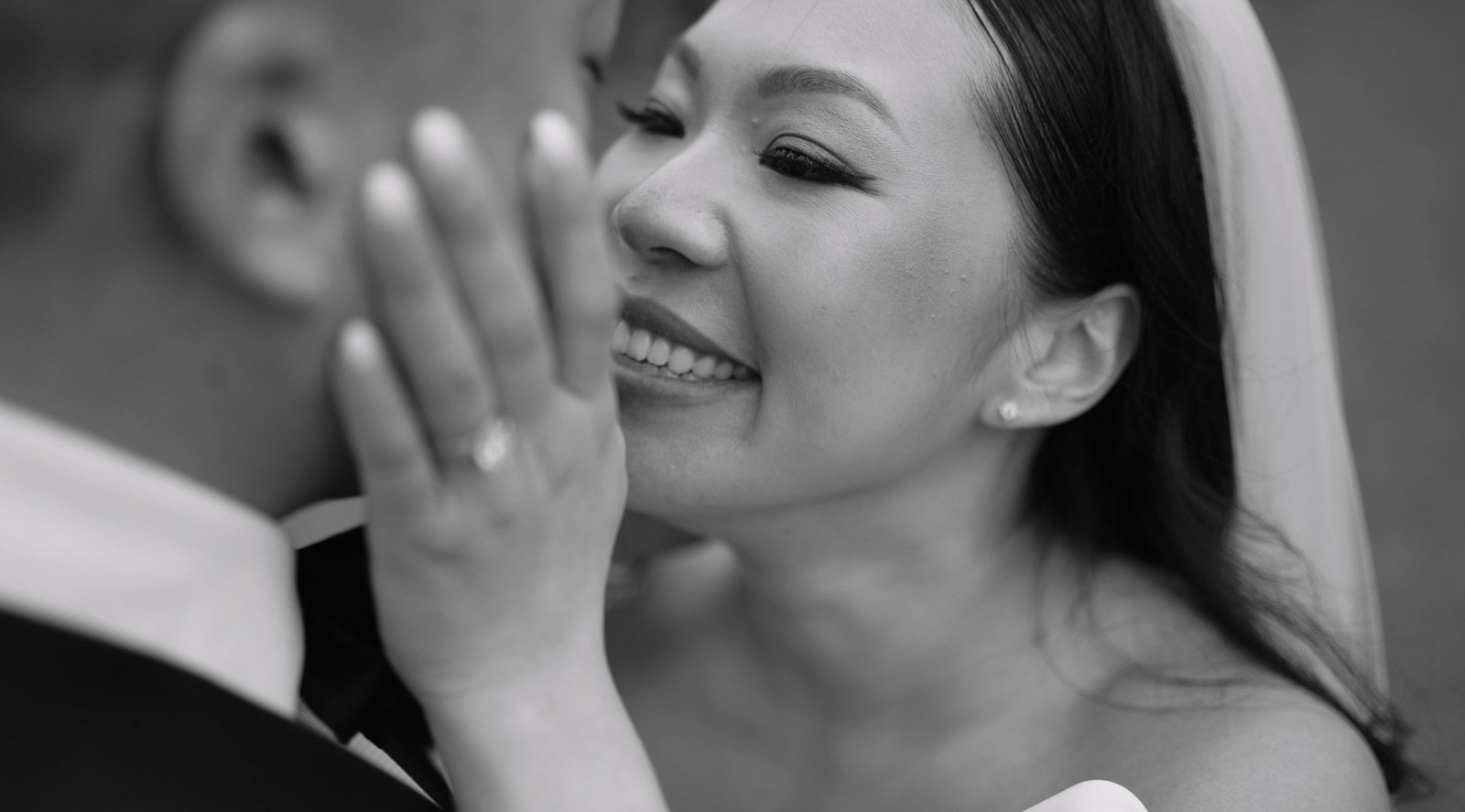 Rome Elopement Photographer in Rome by TravelPhotoMatch